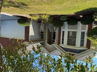 1151 Creekside Court, Burton, MI 48509