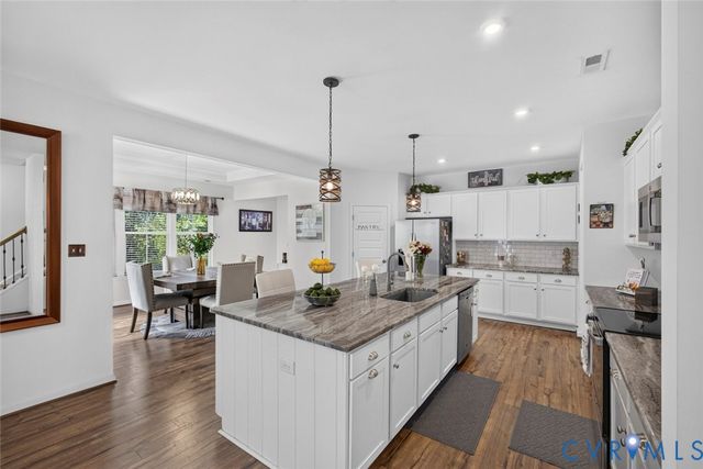 7507 Rouseaux Cir, Chesterfield, VA 23234