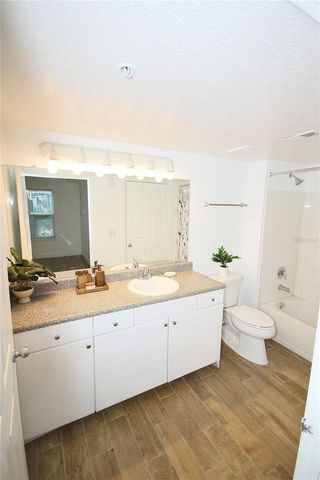 300 E SOUTH STREET 1015, Orlando, FL 32801