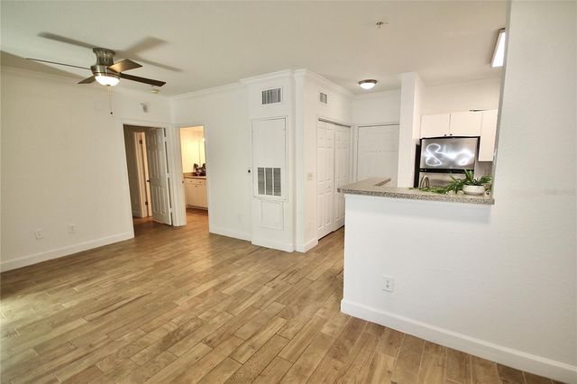 300 E SOUTH STREET 1015, Orlando, FL 32801