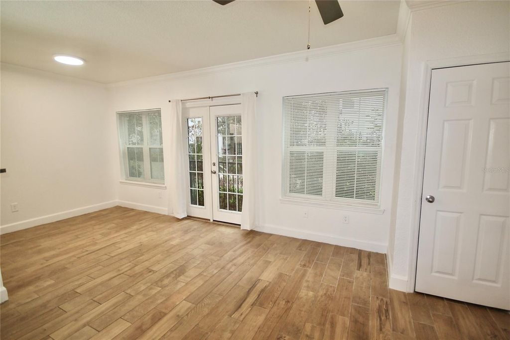 Image 11 of property listing at 300 E SOUTH STREET 1015, Orlando, FL 32801