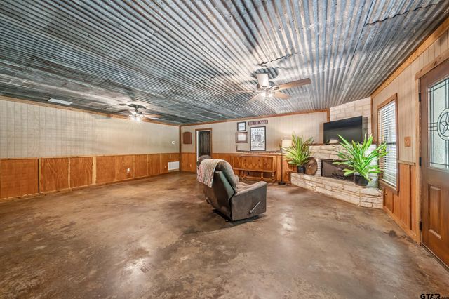 15758 Audrey Ln, Arp, TX 75750