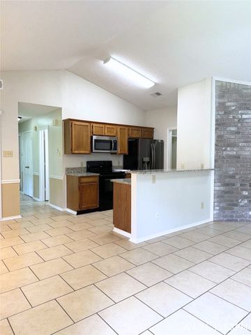 6720 Crestmont Court, Fort Worth, TX 76133