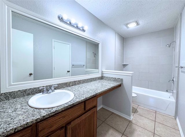 6720 Crestmont Court, Fort Worth, TX 76133