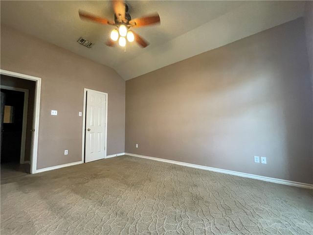 6129 Garden Court Ct, Corpus Christi, TX 78414