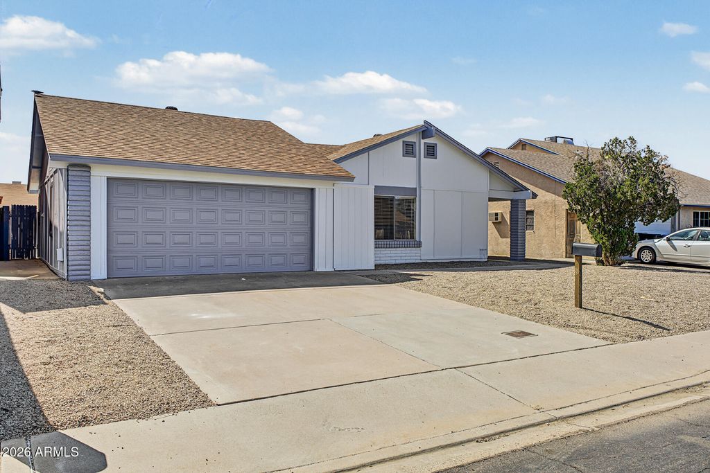 4211 E VINEYARD Road, Phoenix, AZ 85042 — exterior
