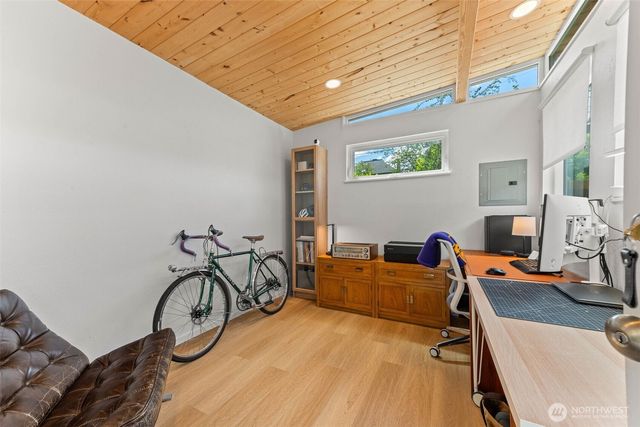 611 S Washington Street, Tacoma, WA 98405