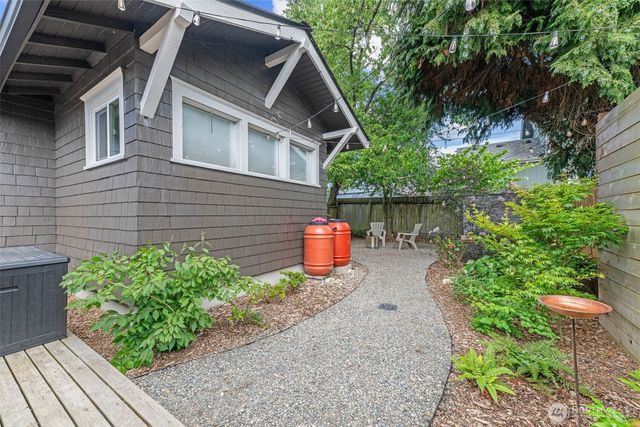 611 S Washington Street, Tacoma, WA 98405