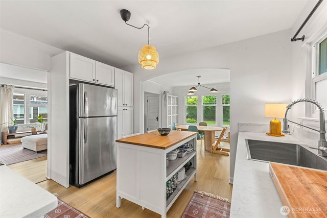 611 S Washington Street, Tacoma, WA 98405