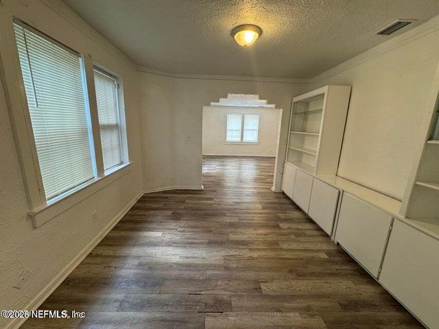 1453 W 14TH Street, Jacksonville, FL 32209