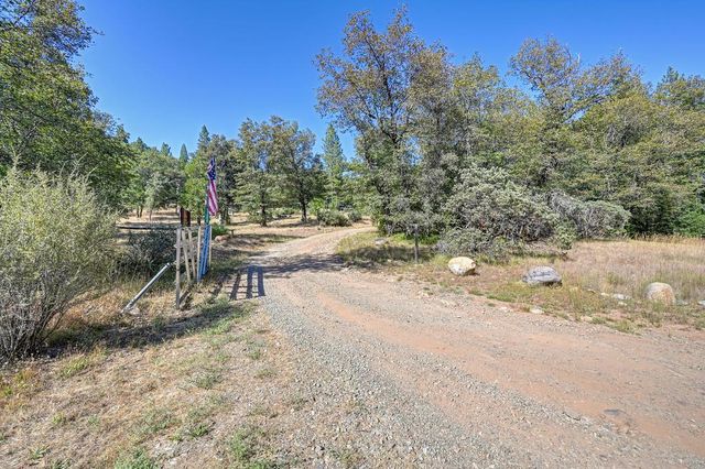 17008 Bloomfield Ridge Pl, Nevada City, CA 95959