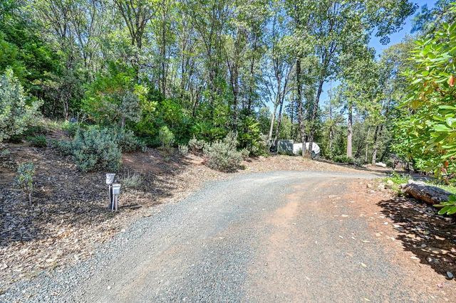 17008 Bloomfield Ridge Pl, Nevada City, CA 95959