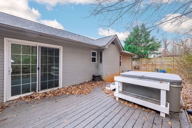 69 Beverley Circle, Ringgold, GA 30736