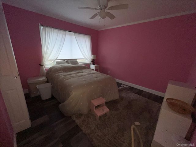 15 Wildwood Drive, Dix Hills, NY 11746