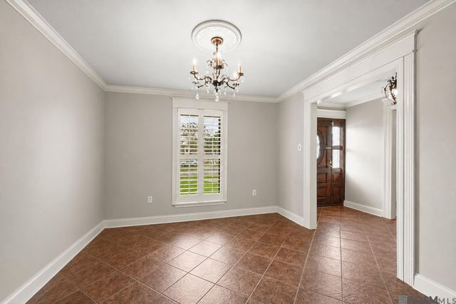 745 Kenilworth Pkwy, Baton Rouge, LA 70808