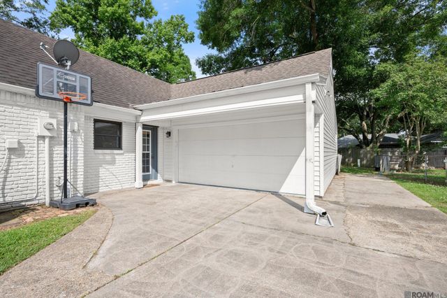 745 Kenilworth Pkwy, Baton Rouge, LA 70808