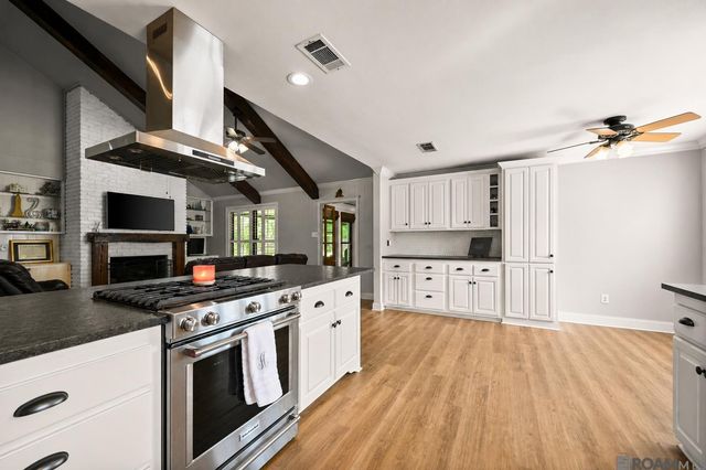 745 Kenilworth Pkwy, Baton Rouge, LA 70808