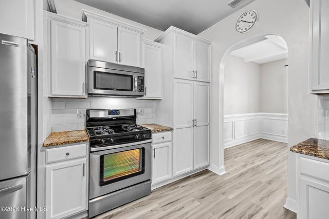 204 N Brig Drive, Hampstead, NC 28443