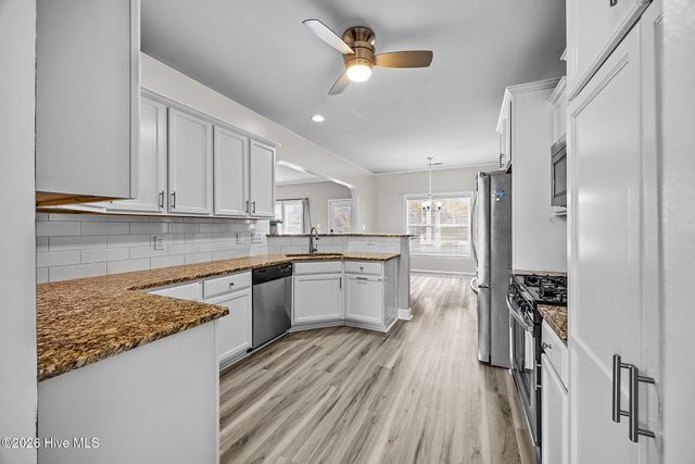 204 N Brig Drive, Hampstead, NC 28443