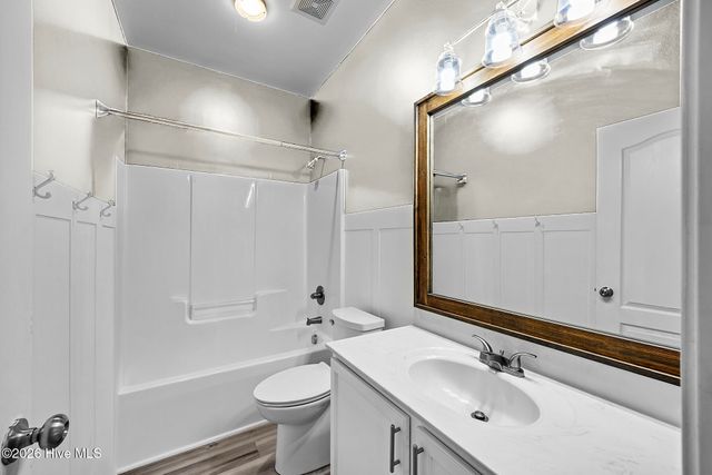 204 N Brig Drive, Hampstead, NC 28443