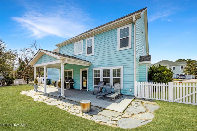 204 N Brig Drive, Hampstead, NC 28443