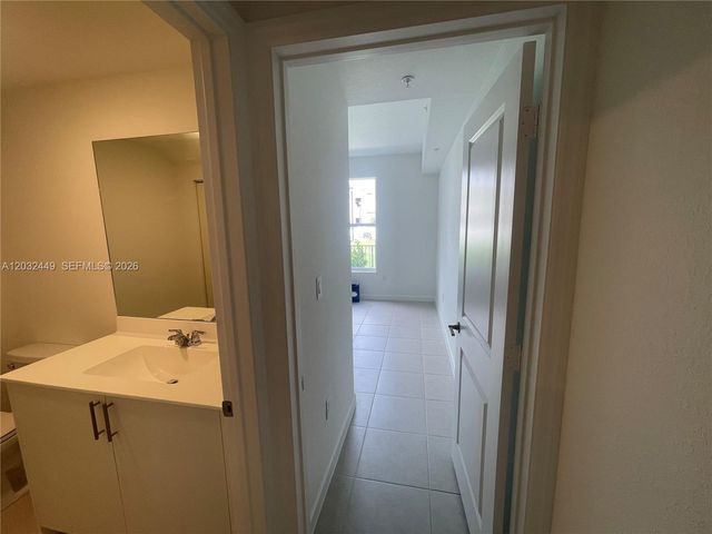 12460 SW 248 Street 8, Miami, FL 33032