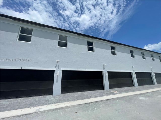 12460 SW 248 Street 8, Miami, FL 33032