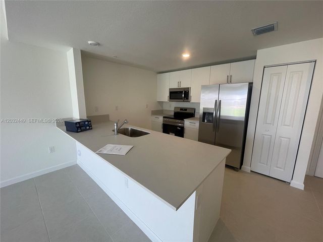 12460 SW 248 Street 8, Miami, FL 33032