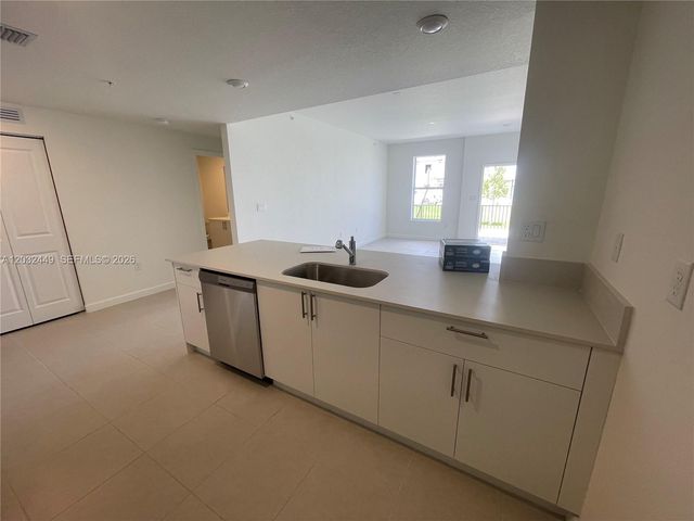 12460 SW 248 Street 8, Miami, FL 33032