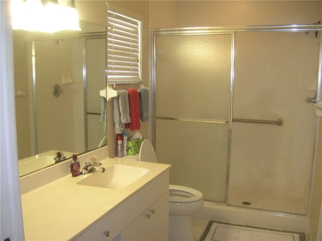 720 Lake Orchid Circle 208, Vero Beach, FL 32962