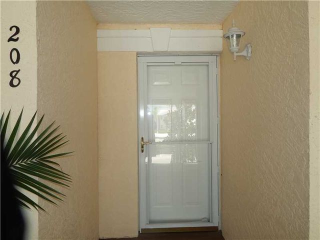 720 Lake Orchid Circle 208, Vero Beach, FL 32962