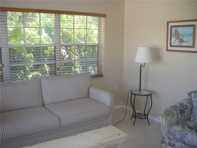 720 Lake Orchid Circle 208, Vero Beach, FL 32962