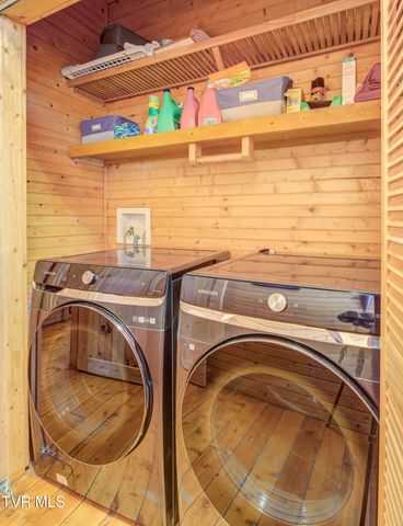 665 Laurels Road, Johnson City, TN 37601