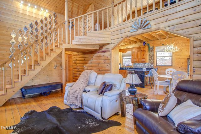 665 Laurels Road, Johnson City, TN 37601