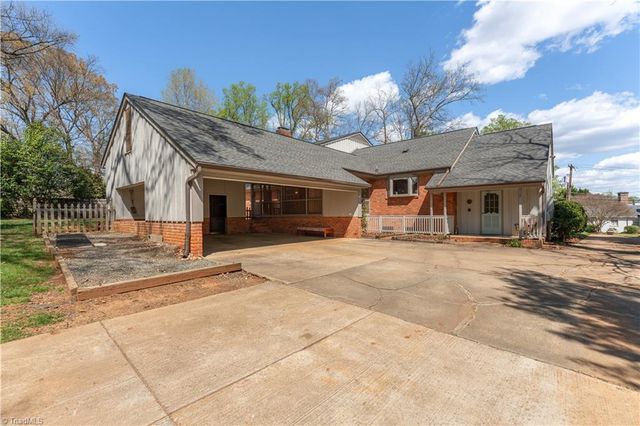 1903 Huntington Road, Greensboro, NC 27408