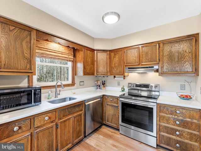 6311 PINE ST, Mays Landing, NJ 08330