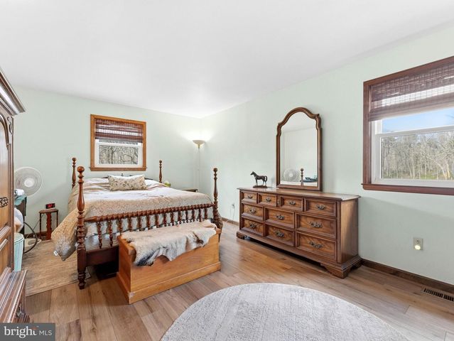 6311 PINE ST, Mays Landing, NJ 08330