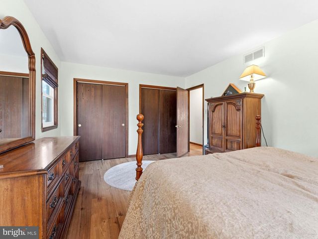 6311 PINE ST, Mays Landing, NJ 08330