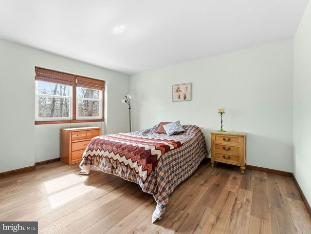 6311 PINE ST, Mays Landing, NJ 08330