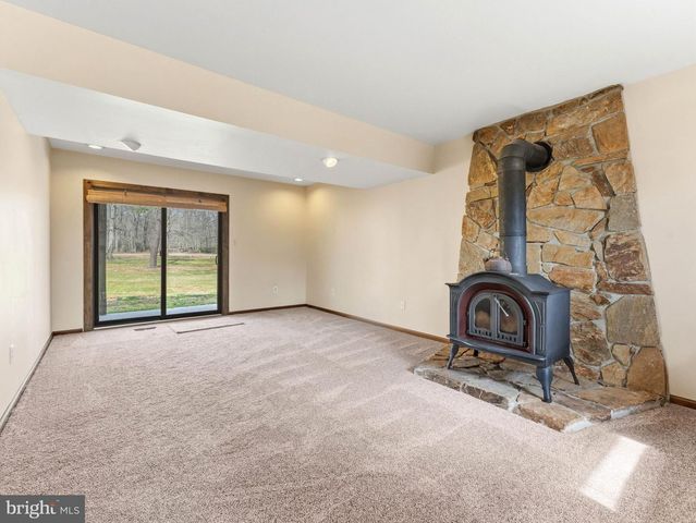 6311 PINE ST, Mays Landing, NJ 08330