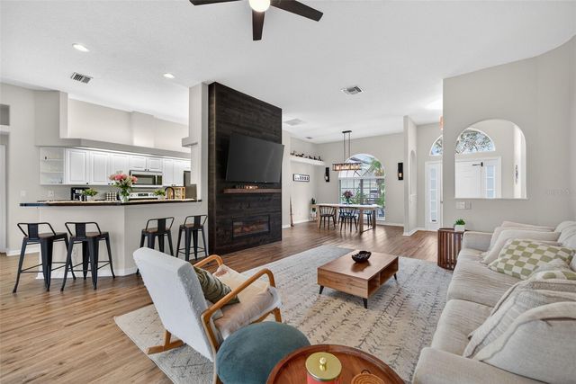 6325 35TH AVENUE CIRCLE E, Palmetto, FL 34221