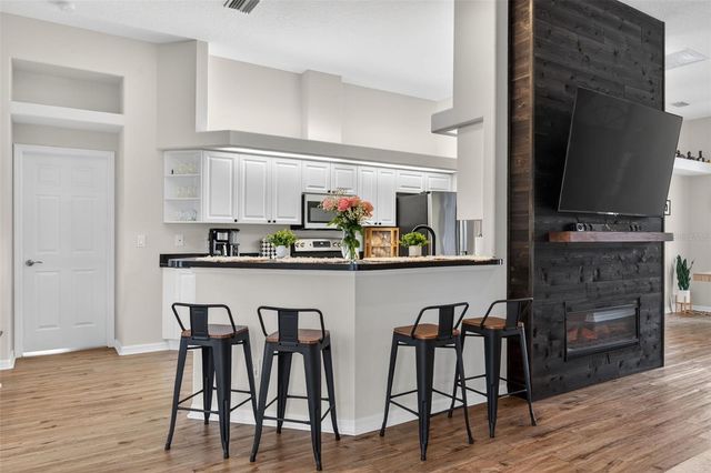 6325 35TH AVENUE CIRCLE E, Palmetto, FL 34221