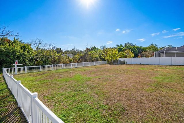 6325 35TH AVENUE CIRCLE E, Palmetto, FL 34221