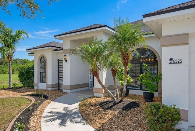 6325 35TH AVENUE CIRCLE E, Palmetto, FL 34221