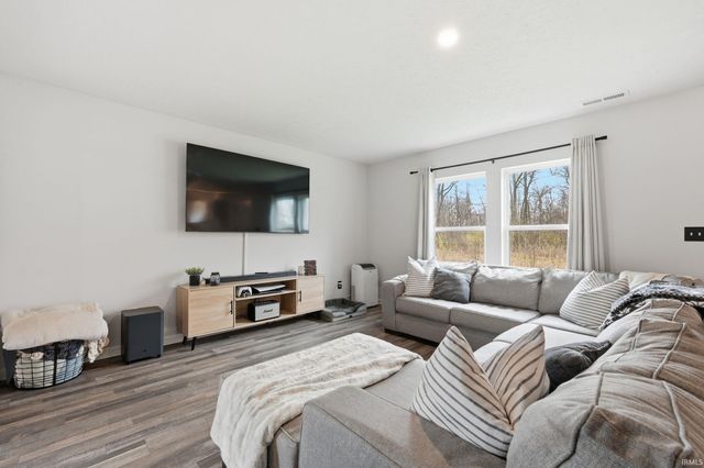 8505 N Seneca Drive, Muncie, IN 47303