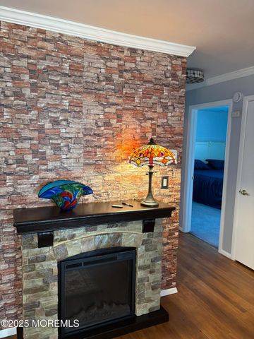 23 Wall Cress Court, Toms River, NJ 08755