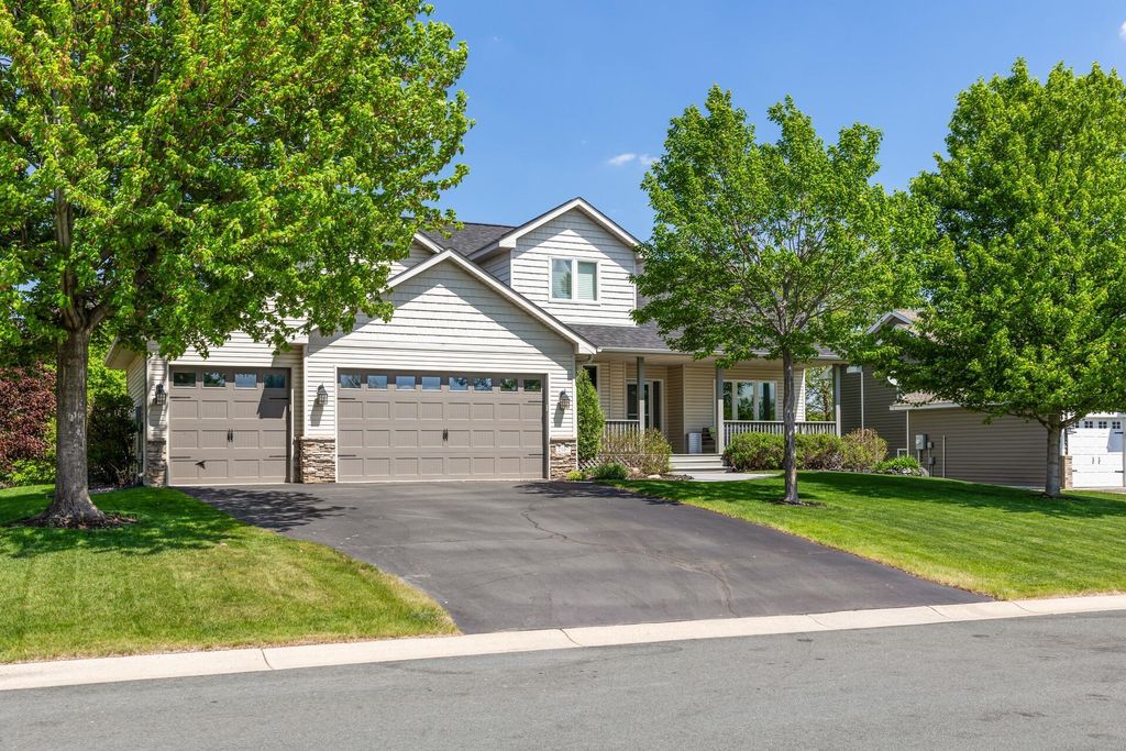 2167 140th Street W, Rosemount, MN 55068