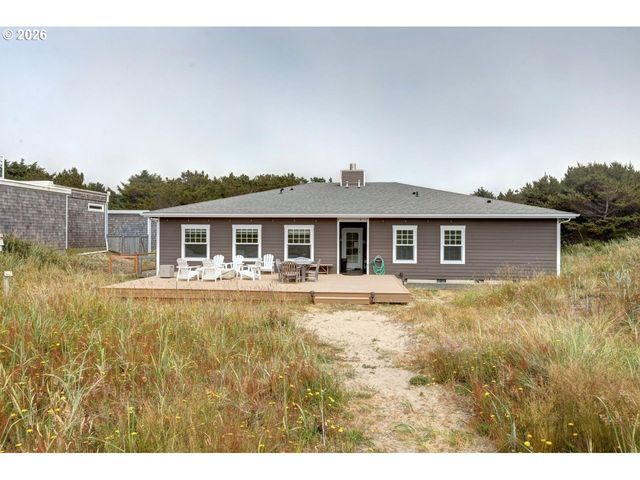 90022 OCEAN Dr, Warrenton, OR 97146