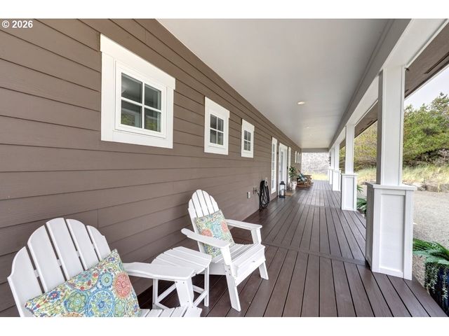 90022 OCEAN Dr, Warrenton, OR 97146