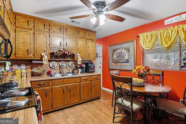 514 Clara Drive, Riverdale, GA 30274